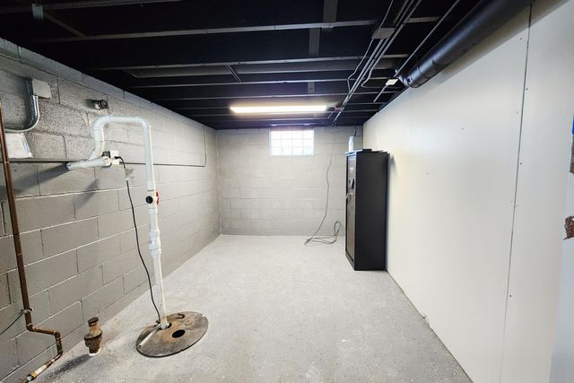 3303 Eder Street, Highland, IN 46322