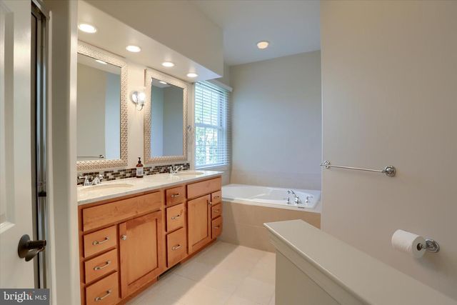 485 SEEDLING CT, Mechanicsburg, PA 17055