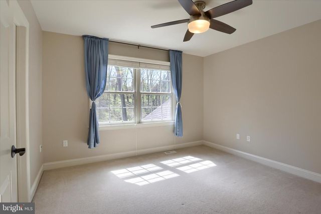 485 SEEDLING CT, Mechanicsburg, PA 17055