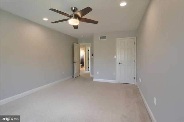 485 SEEDLING CT, Mechanicsburg, PA 17055