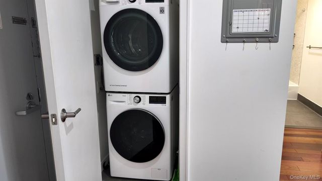 3260 106th Street 2C, East Elmhurst, NY 11369