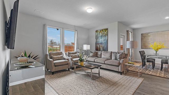 215 GREENHILL Trail, Boyd, TX 76023