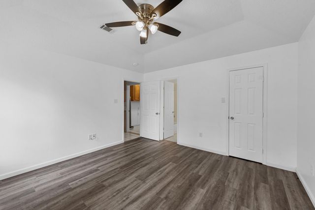 1002 Shell Avenue, Cleveland, TX 77327
