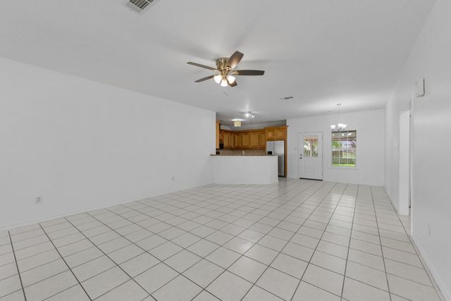 1002 Shell Avenue, Cleveland, TX 77327
