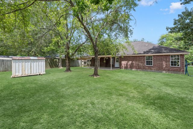 1002 Shell Avenue, Cleveland, TX 77327