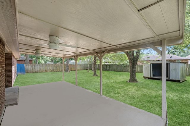 1002 Shell Avenue, Cleveland, TX 77327