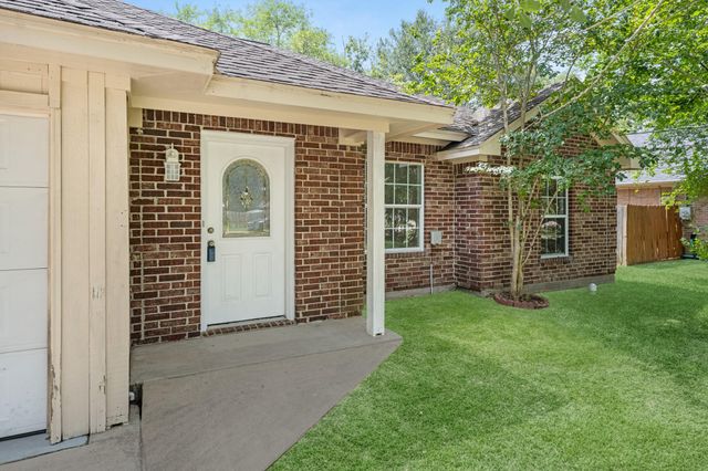 1002 Shell Avenue, Cleveland, TX 77327