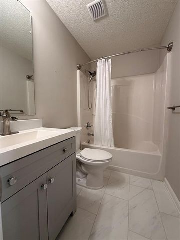 4260 Ivy Fork Drive, Loganville, GA 30052