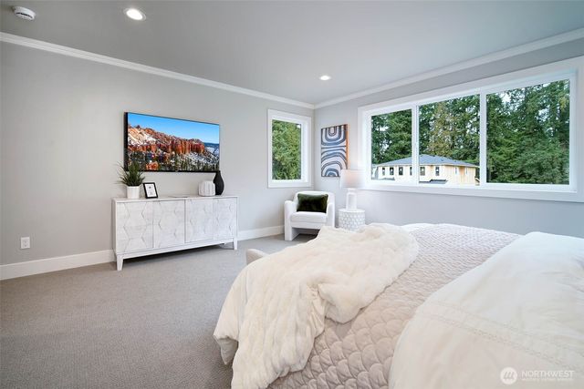 12812 NE 65th Lane, Kirkland, WA 98033