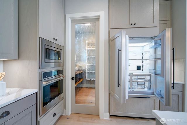 12812 NE 65th Lane, Kirkland, WA 98033