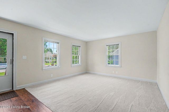 4017 Gloucester Rd, Louisville, KY 40207