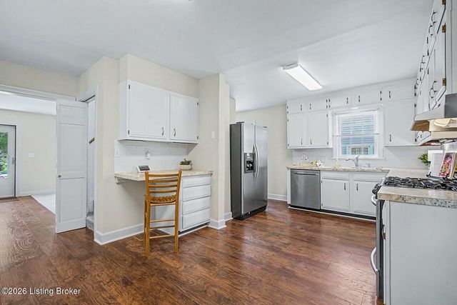 4017 Gloucester Rd, Louisville, KY 40207