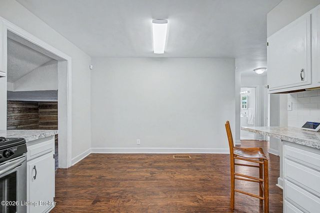 4017 Gloucester Rd, Louisville, KY 40207
