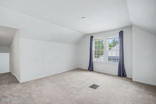 4017 Gloucester Rd, Louisville, KY 40207