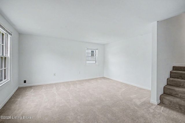 4017 Gloucester Rd, Louisville, KY 40207