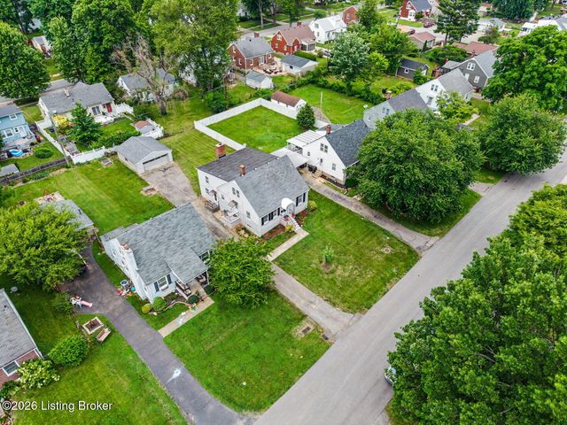 4017 Gloucester Rd, Louisville, KY 40207