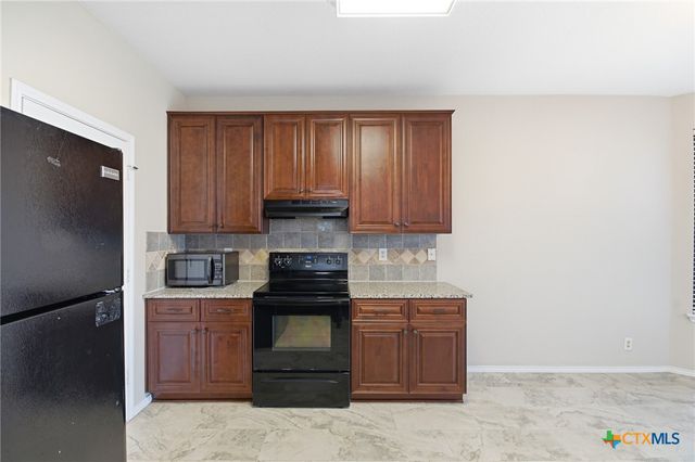 280 Cordero Drive, San Marcos, TX 78666