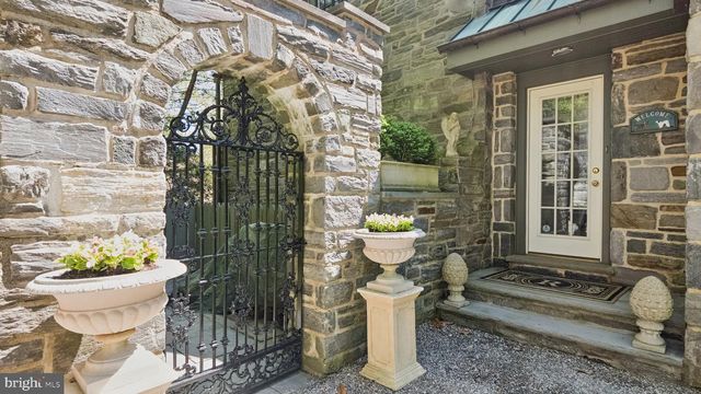 517 FISHERS RD, Bryn Mawr, PA 19010