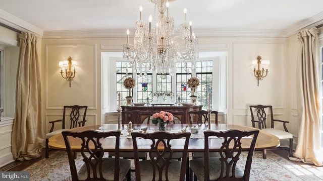 517 FISHERS RD, Bryn Mawr, PA 19010