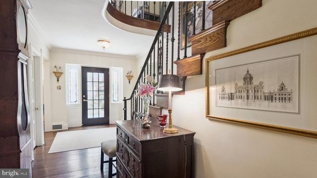 517 FISHERS RD, Bryn Mawr, PA 19010
