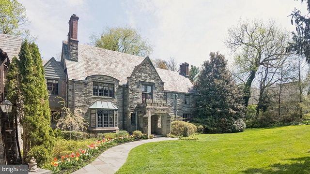 517 FISHERS RD, Bryn Mawr, PA 19010