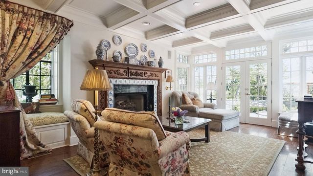517 FISHERS RD, Bryn Mawr, PA 19010