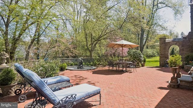 517 FISHERS RD, Bryn Mawr, PA 19010