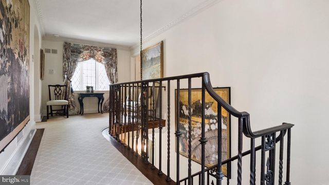 517 FISHERS RD, Bryn Mawr, PA 19010