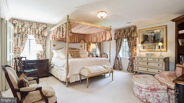 517 FISHERS RD, Bryn Mawr, PA 19010
