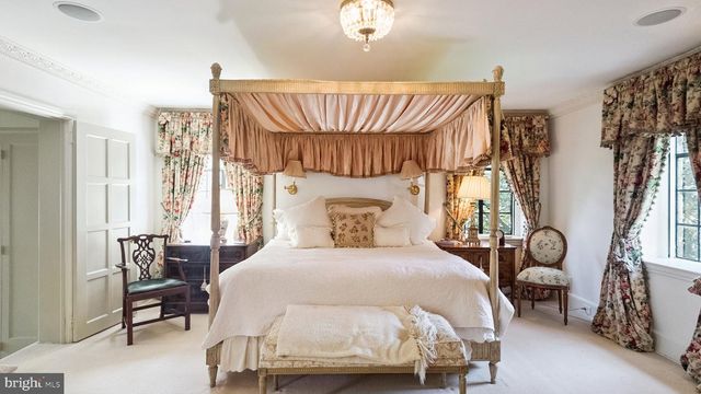 517 FISHERS RD, Bryn Mawr, PA 19010