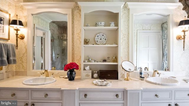 517 FISHERS RD, Bryn Mawr, PA 19010