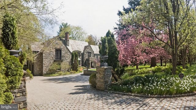 517 FISHERS RD, Bryn Mawr, PA 19010