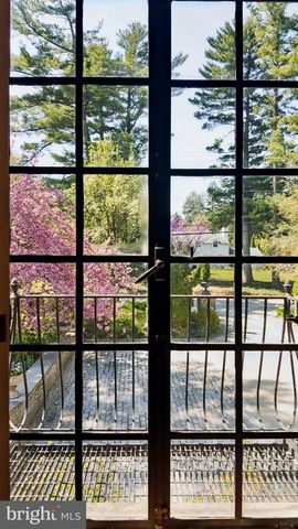 517 FISHERS RD, Bryn Mawr, PA 19010