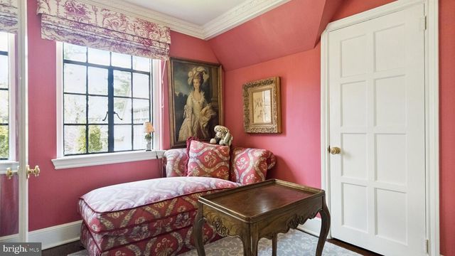 517 FISHERS RD, Bryn Mawr, PA 19010