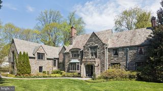 517 FISHERS RD, Bryn Mawr, PA 19010