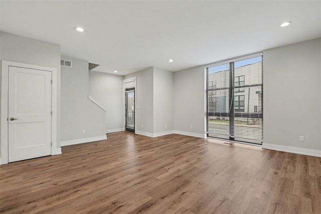 6029 Port View Drive, Grand Rapids, MI 49512