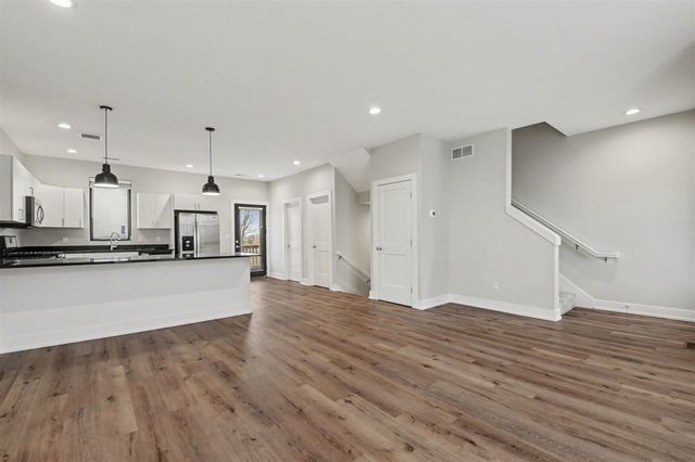 6029 Port View Drive, Grand Rapids, MI 49512