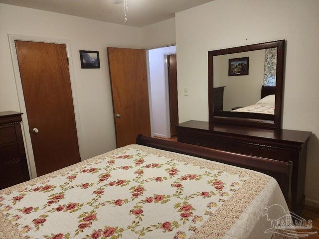 5801 Kendall Ave, Pensacola, FL 32506
