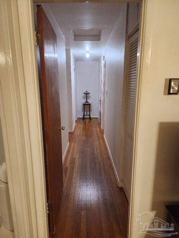 5801 Kendall Ave, Pensacola, FL 32506