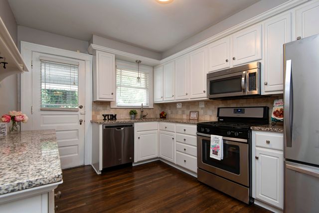 420 E Loren Street, Springfield, MO 65807