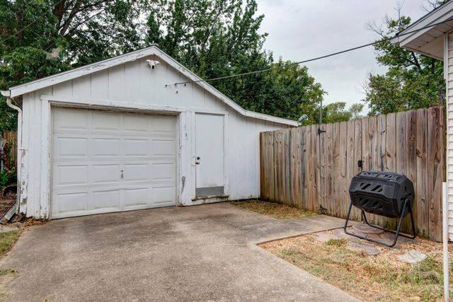 420 E Loren Street, Springfield, MO 65807