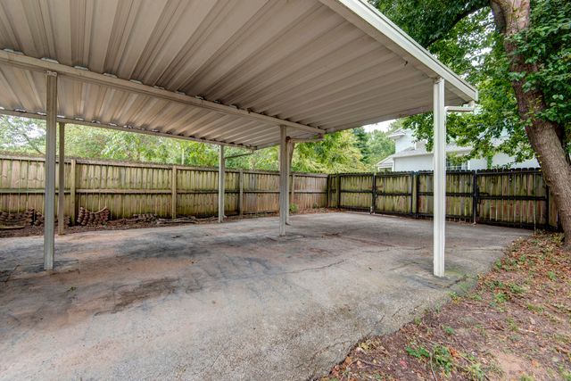 420 E Loren Street, Springfield, MO 65807