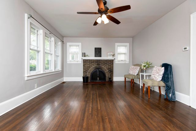 420 E Loren Street, Springfield, MO 65807
