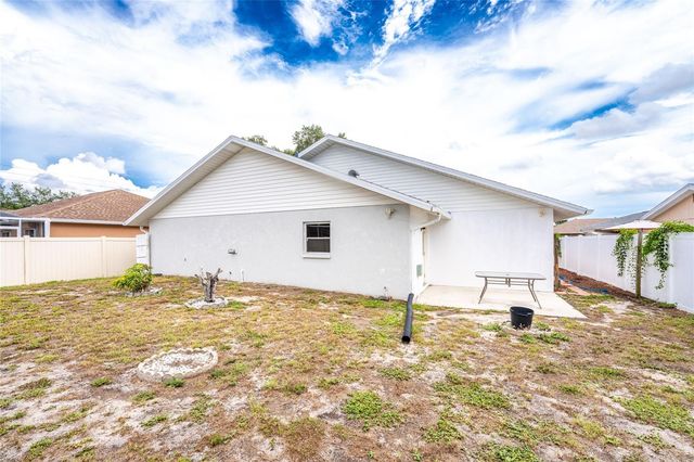 1458 STRADA D ARGENTO, Venice, FL 34292