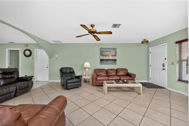 1458 STRADA D ARGENTO, Venice, FL 34292