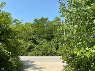 200 S Carroll Road, Indianapolis, IN 46229