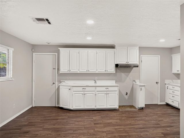 2408 Blueberry Lane, Pasadena, TX 77502