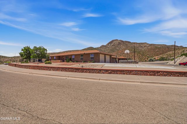 6205 Llano Way, El Paso, TX 79904