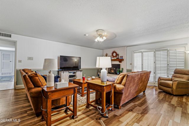 6205 Llano Way, El Paso, TX 79904