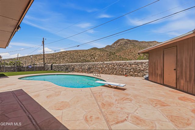 6205 Llano Way, El Paso, TX 79904
